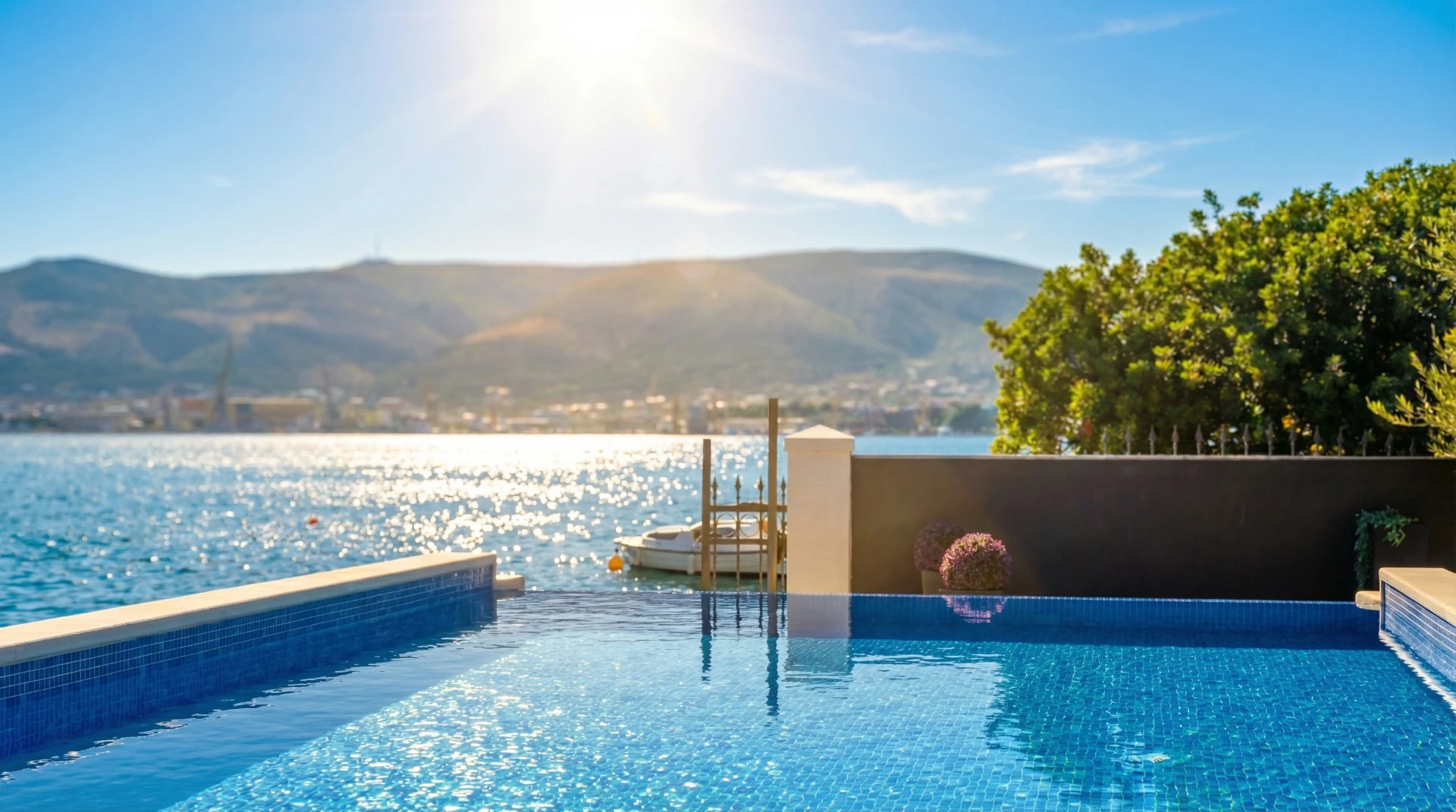 Poolbereich Villa Palace Al Nera